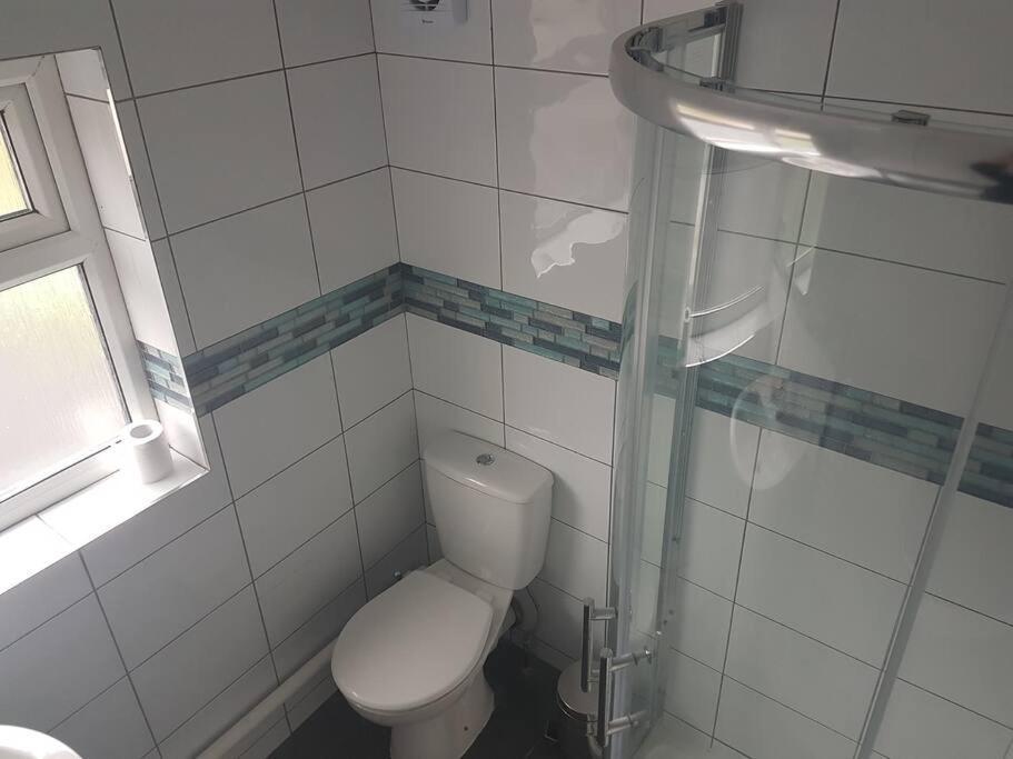 Two Bedroom Maisonette Close Towarwick Uni Ковентрі Екстер'єр фото